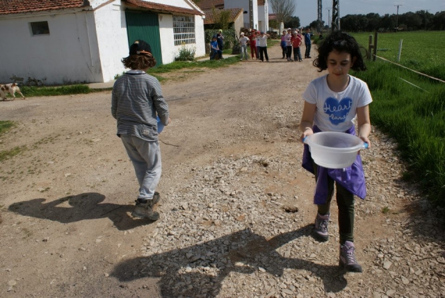 Carrera de cubos de agua